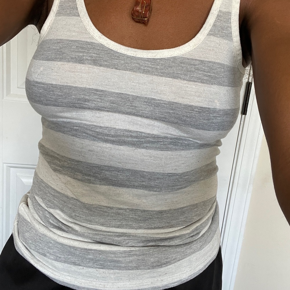 Grey striped tank-top